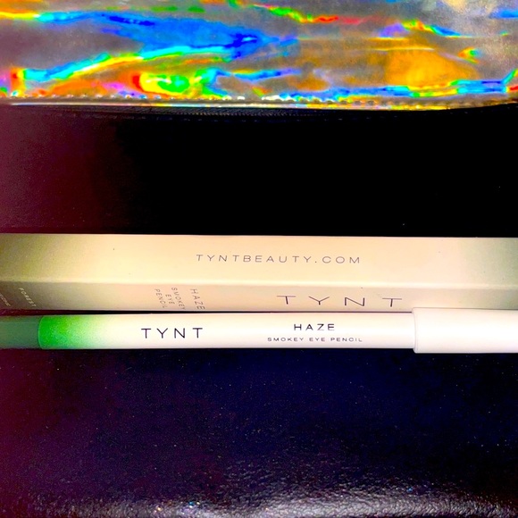 BNIB Tynt Beauty • Smokey Eye Pencil                       Shade: Forest - Picture 6 of 8